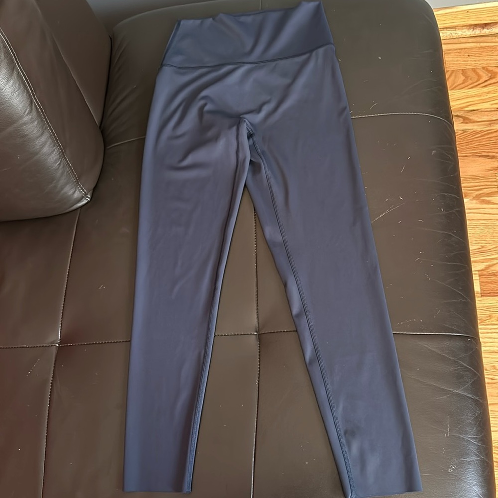 OFFLINE by Aerie legging. Size petite Medium, high waisted 7/8th length.